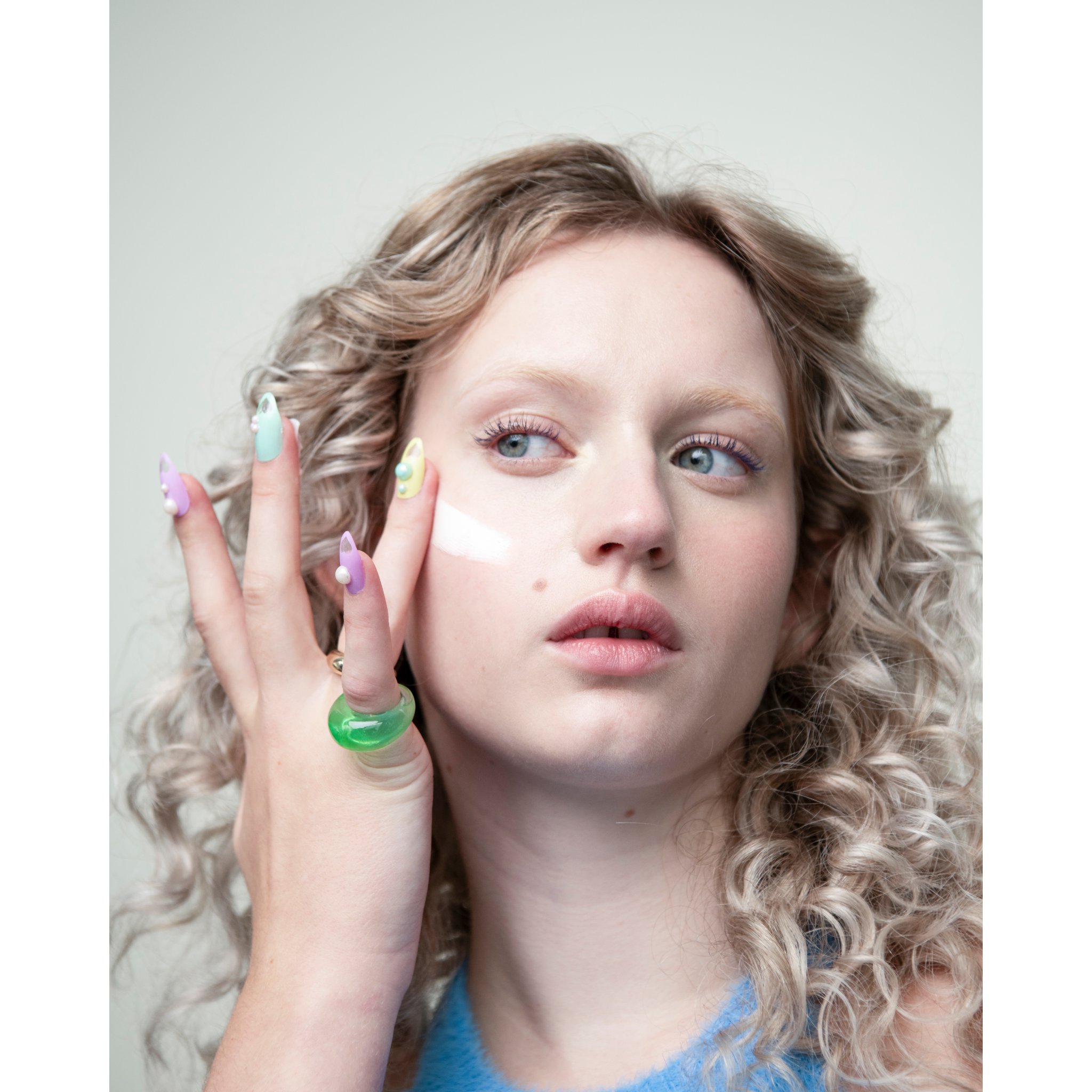 Gallic Acid Skincare Guide: Benefits for Every Skin Type